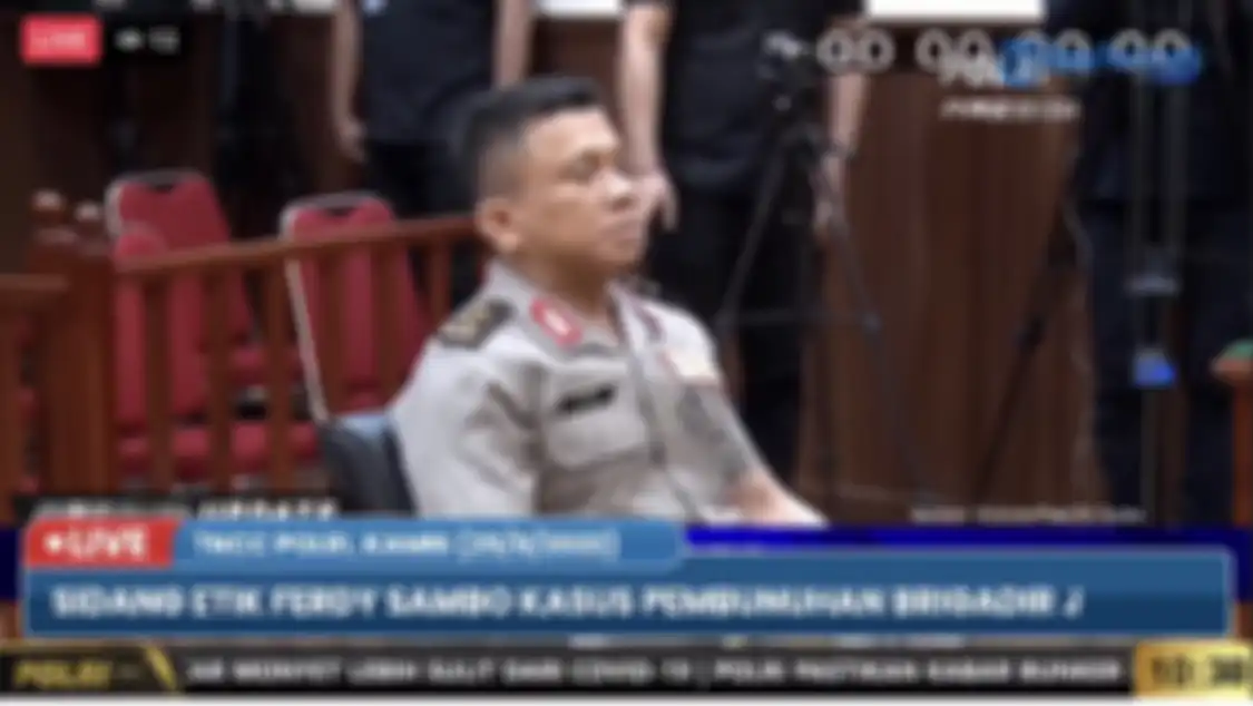 Mantan pengacara Bharada E Deolipa Yumara mengungkap penyidik yang bilang ada potensi LGBT di kasus Ferdy Sambo. Foto sosoknya ditutupi.