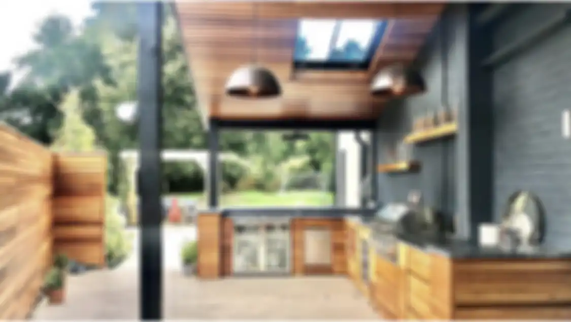 Desain dapur terbuka anti pengap bikin kepo pemilik rumah. Sebab, model atapnya dibuat begini. Foto hasilnya dibahas.