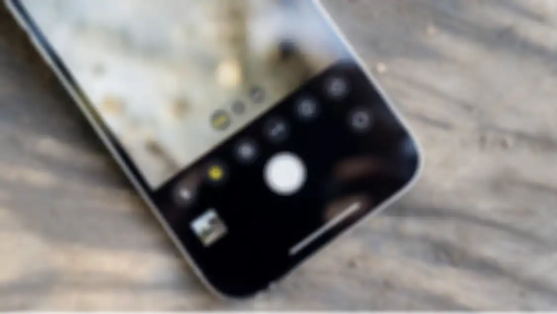 Banyak pengguna bertanya apa kelebihan kamera HP iPhone 12 Pro Max. Foto hasilnya mengungkap kelemahan ini. 