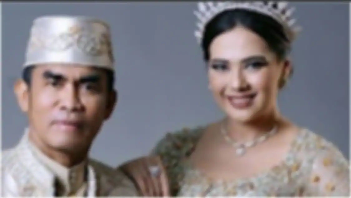 Shinta Bachir sengaja menguliti aib Idham Mase. Suami Catherine Wilson sudah terlilit utang segunung, padahal baru 10 hari menikah.