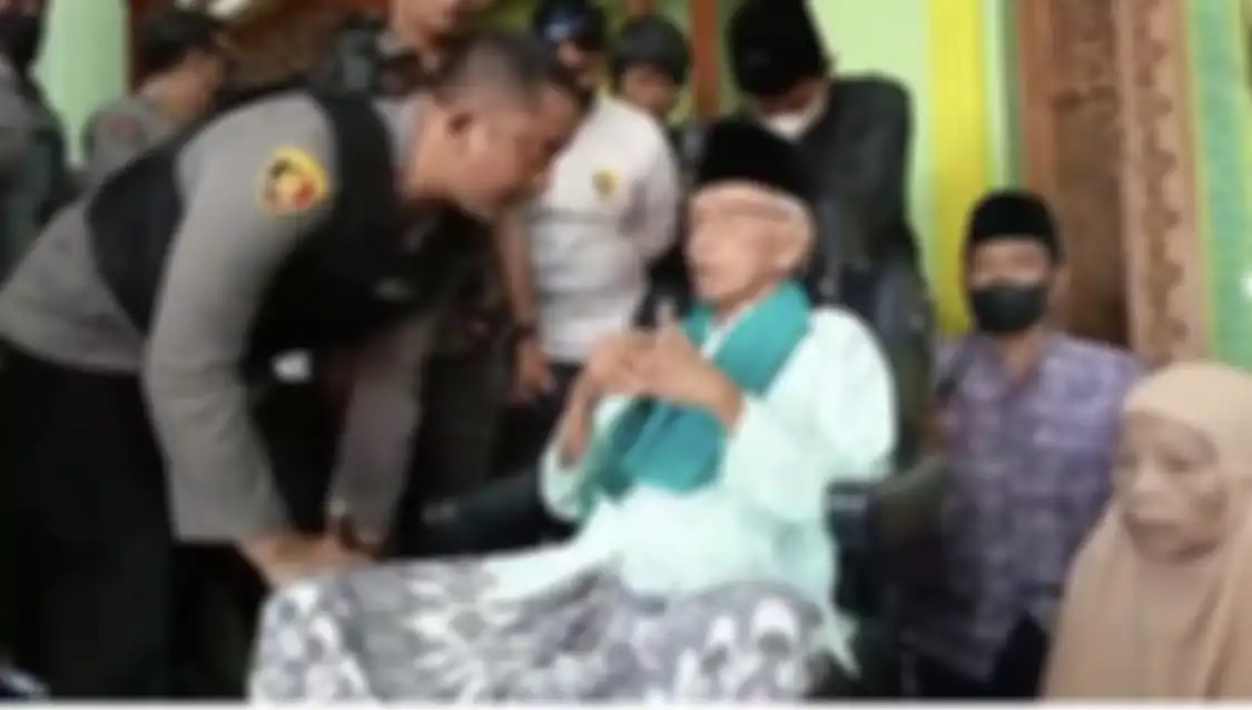 Polisi lagi-lagi gagal menangkap Bechi anak kiai Jombang. Ternyata ini sosok yang ditangkap di Ponpes Shiddiqiyyah Jombang.