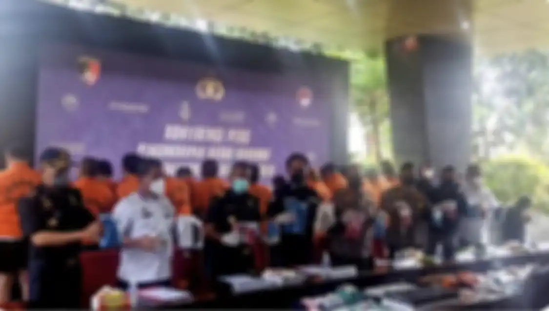 Ini profil AKP Edi Nurdin Massa Kasat Narkoba Polres Karawang yang kini ketahuan pasok pil ekstasi ke Bandung. Foto wajahnya beredar. 