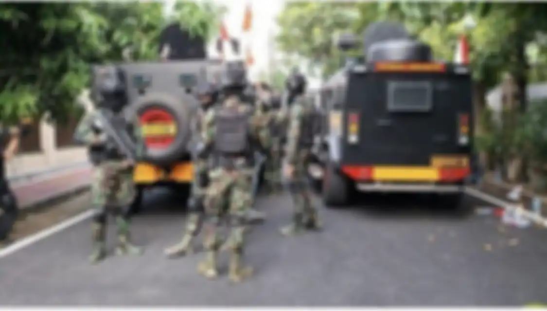 Pengacara Brigadir J sampai syok melihat kondisi Mabes Polri jadi begini. Ada jenderal ngaku diperas Ferdy Sambo. Foto Brimob dibahas.