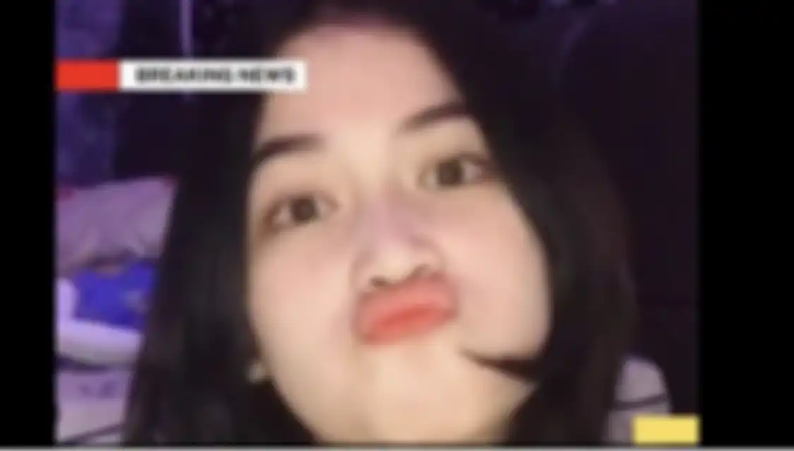 Selebgram Davina Novira terseret kasus prostitusi hingga mengunci koleksi foto genit. Dia membuat klarifikasi atas isu sensitif itu.