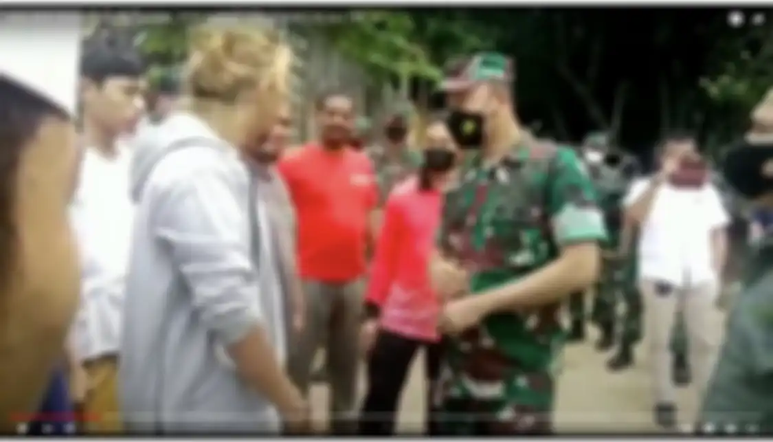 Kedatangan jenderal Kopassus, Brigjen Achmad Fauzi ke rumah Habib Bahar Bin Smith ikut direspons oleh politisi Partai Gerindra, Fadli Zon.