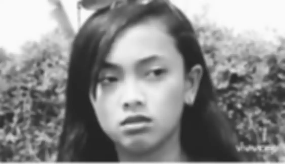 Kekasih Rano Karno di sinetron Si Doel Anak Sekolahan ini mengunggah foto duka. Lawan main Mandra di sinetron itu meninggal karena Covid-19.