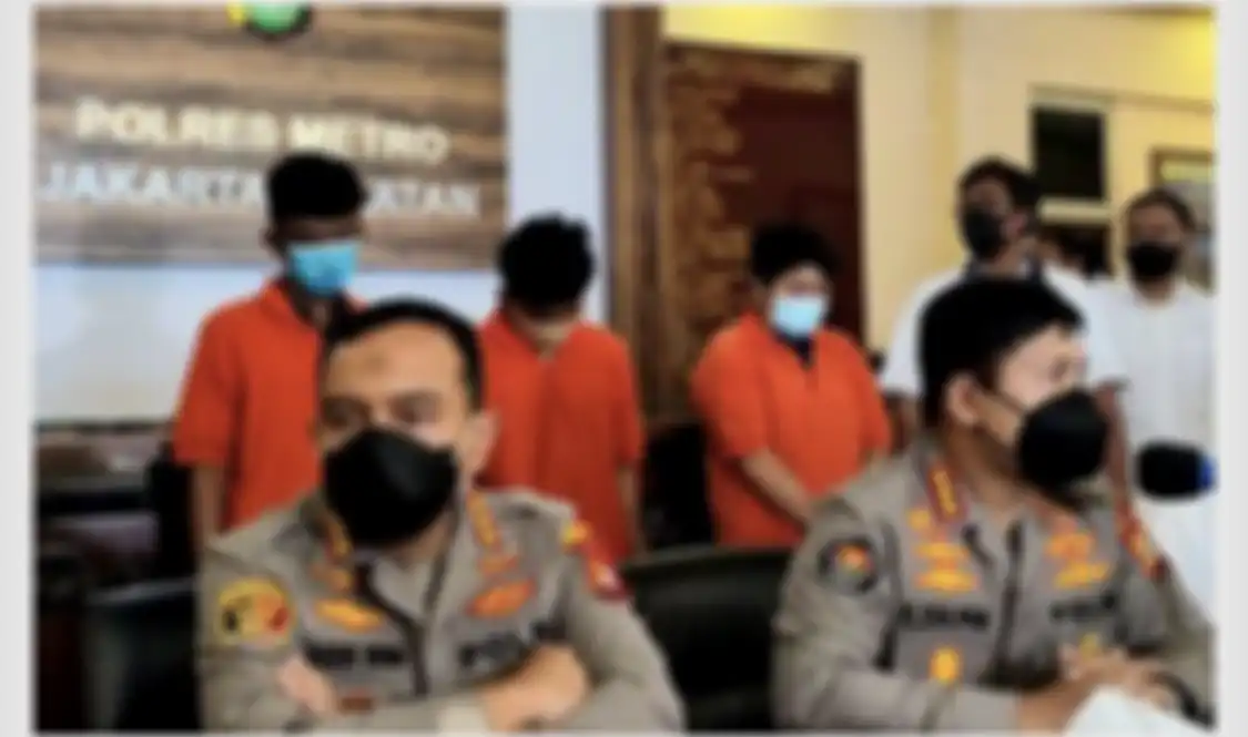 Foto tampang Lelih Mawalih yang menjadi dalang pembunuhan Fiky Firlana jadi sorotan. Ternyata punya harta dari bisnis ini. 