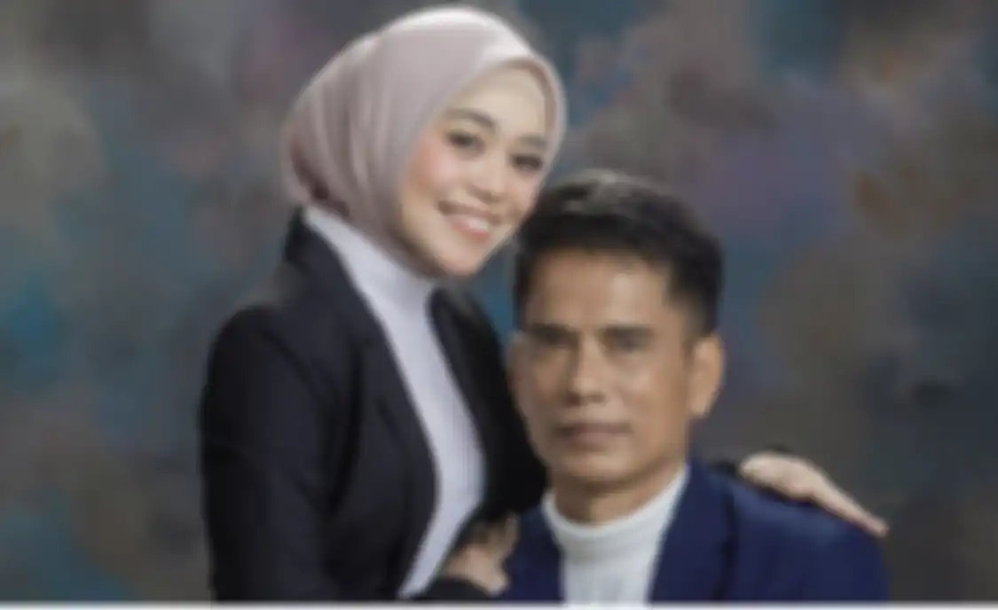 Inilah 2 janji Rizky Billar yang diucapkannya kepada ayah Lesti Kejora, Endang Mulayani. Terkini, janji itu dilanggar lewat KDRT. 