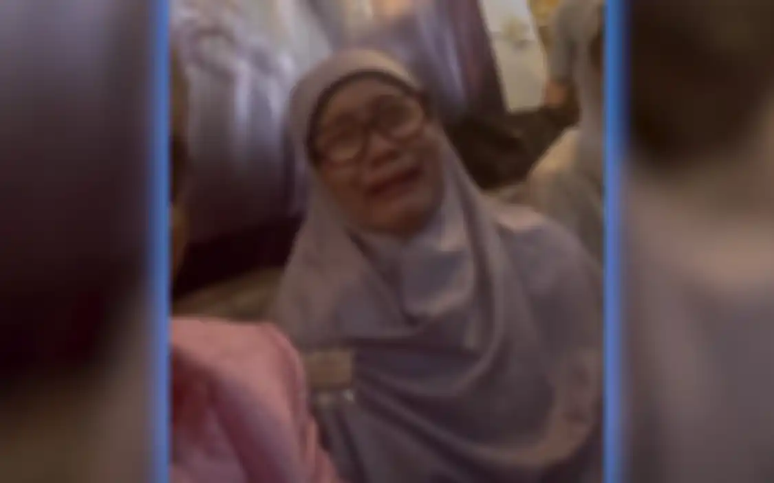 Ibunda santri meninggal karena diduga dianiaya senior di Ponpes Gontor punya profesi mulia. Hotman Paris merinding lihat foto korban.