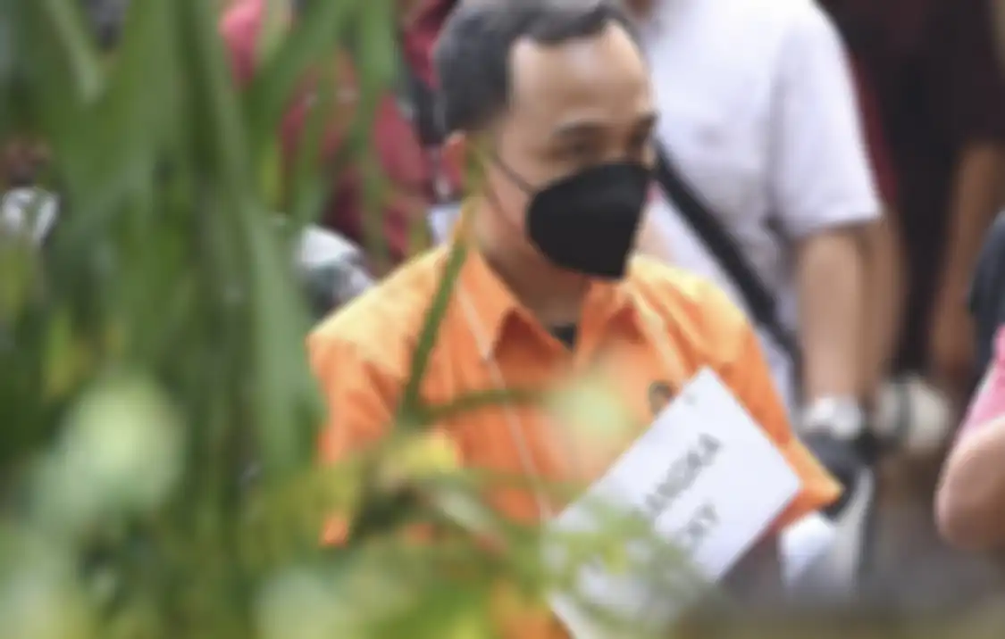 Ajudan Ferdy Sambo ini sama sepert Brigadir J yang punya saldo rekening hingga ratusan juta rupiah. Foto Bripka Ricky Rizal disorot. 