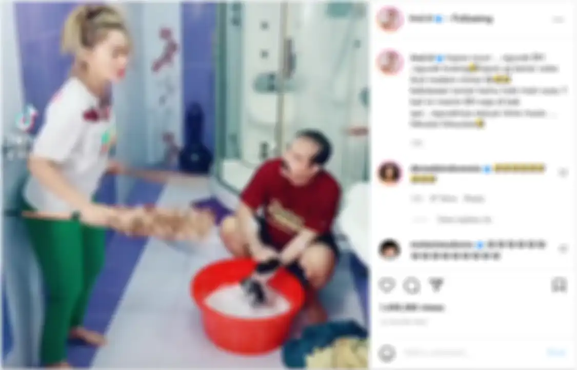 Punya kesan mewah nan klasik, ini penampakkan kamar mandi di rumah artis Inul Daratista yang jadi tempat video kocak Adam Suseno.