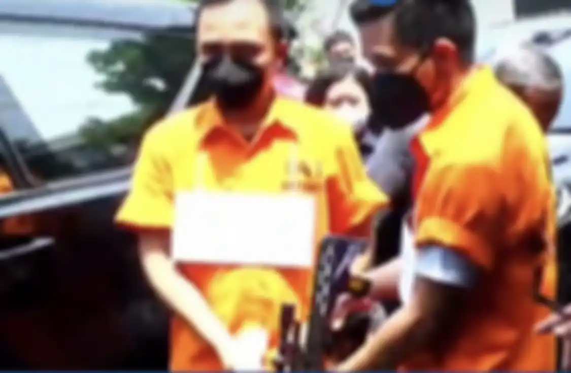 Bripka Ricky Rizal sampai harus pakai cara begini demi Brigadir J mau bicara ke Putri Candrawathi. Foto CCTV tak bisa jadi bukti.
