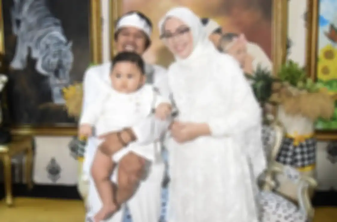 Pernikahan Bupati Purwakarta dengan Dedi Mulyadi ternyata sempat tak dapat restu. Pantas foto mesranya makin sulit dicari. 
