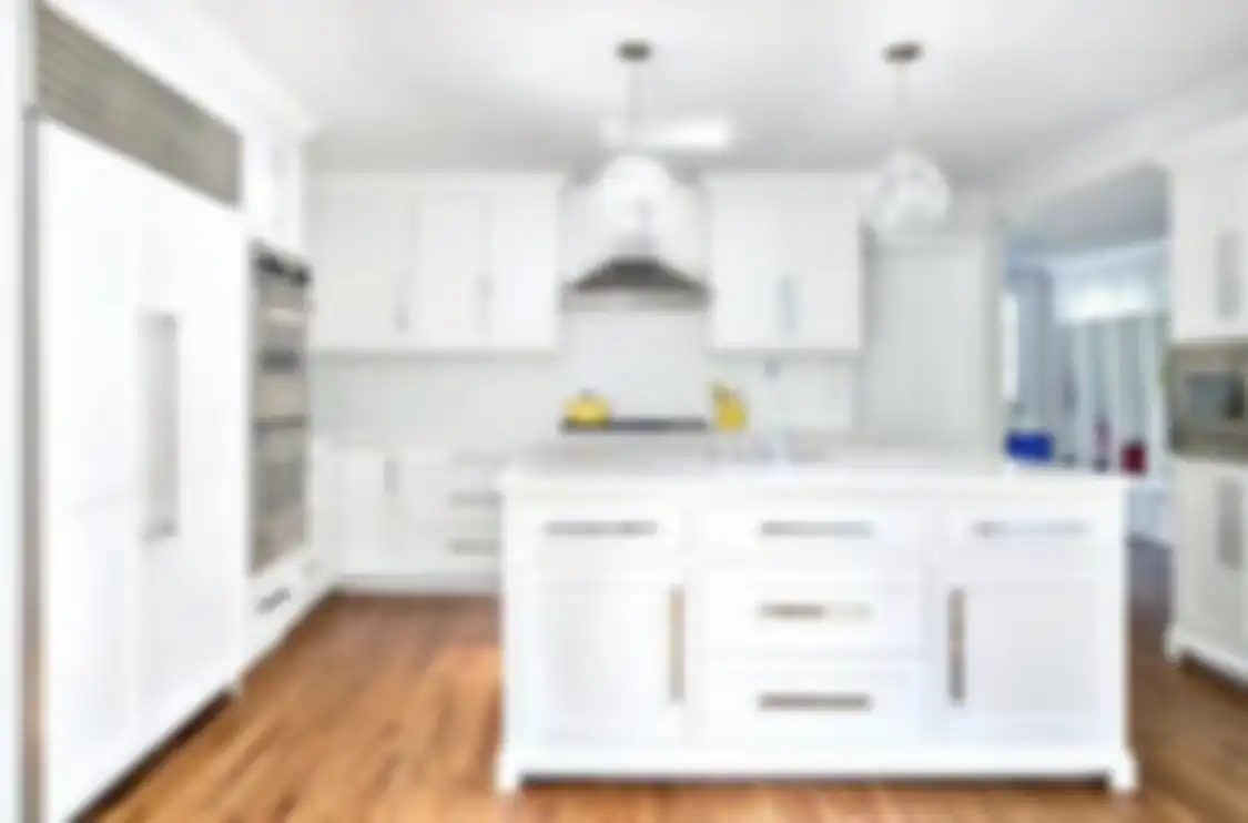 Inilah 9 trik jitu desain dapur warna putih terlihat makin modern nan luas. Foto hasil aplikasinya auto banjir likes. 