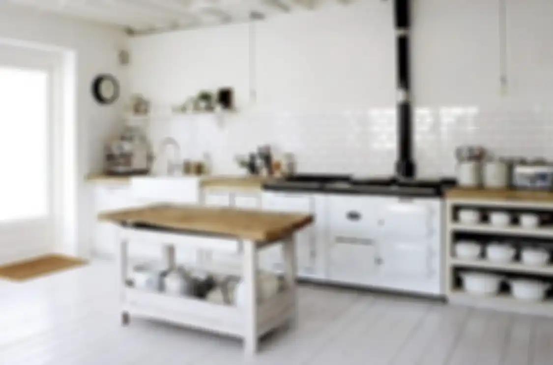 Ternyata begini alasan desain dapur jadul dipasangi elemen bermotif tak biasa. Agar foto interiornya makin terlihat aesthetic.