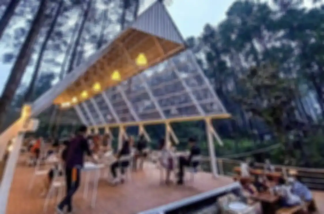 Spot foto estetik di Warung Kopi yang hits Lembang ini bisa diakses dengan gratis.