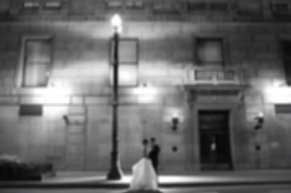 Foto wedding karya Robyn Lindemann yang terpaksa menutup bisnisnya.