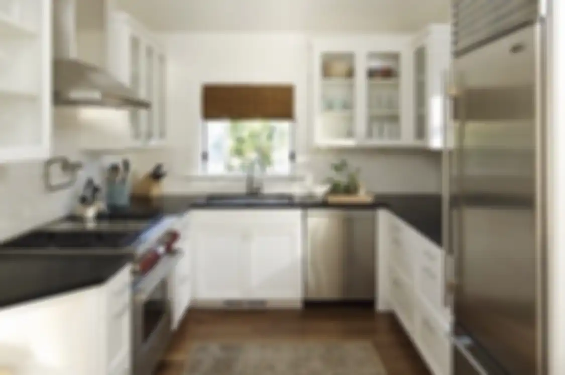 Pemilik rumah bisa siapin tabungan dari sekarang. Desain dapur sederhana dipermak jadi mewah. Foto interiornya tampak aesthetic.