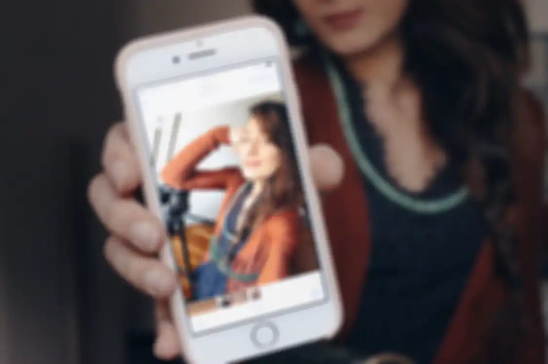 Ini cara mengambil foto selfie agar kamera apa pun yang Anda gunakan, dari kamera HP hingga DSLR, hasilnya terlihat sebaik mungkin.