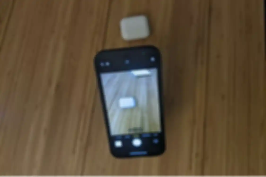 Buat pemburu foto aesthetic yang mengalami masalah foto blur di kamera iPhone bisa mengikuti trik jitu ini. 