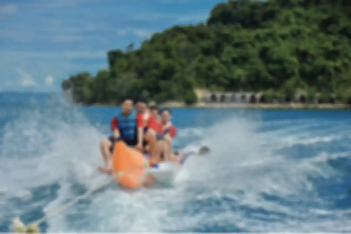 Berikut cara menuju ke tempat wisata alam di Lampung yang hits. Ada 4 lokasi yang cocok buat konten foto aesthetic.