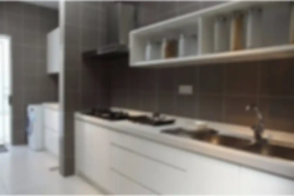 Foto interior rumah minimalis ini tampak berbeda dari yang lainnya. Desain dapur basah direnovasi pakai gaya tak biasa. 