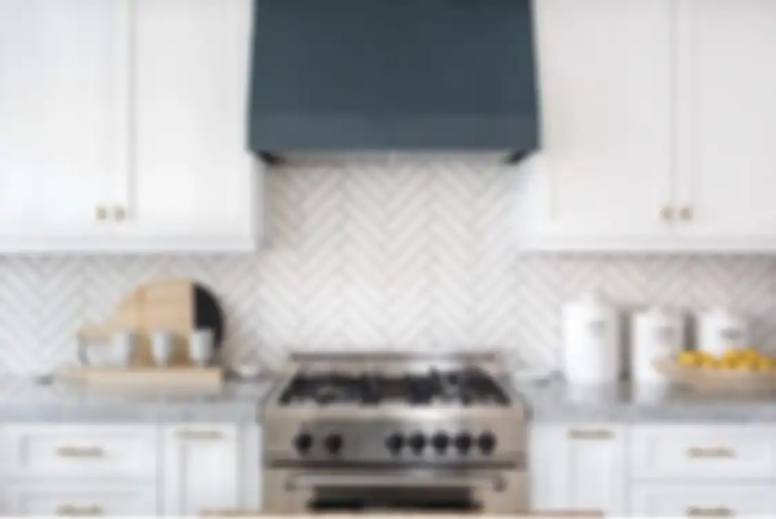 Inilah 9 trik jitu desain dapur warna putih terlihat makin modern nan luas. Foto hasil aplikasinya auto banjir likes. 