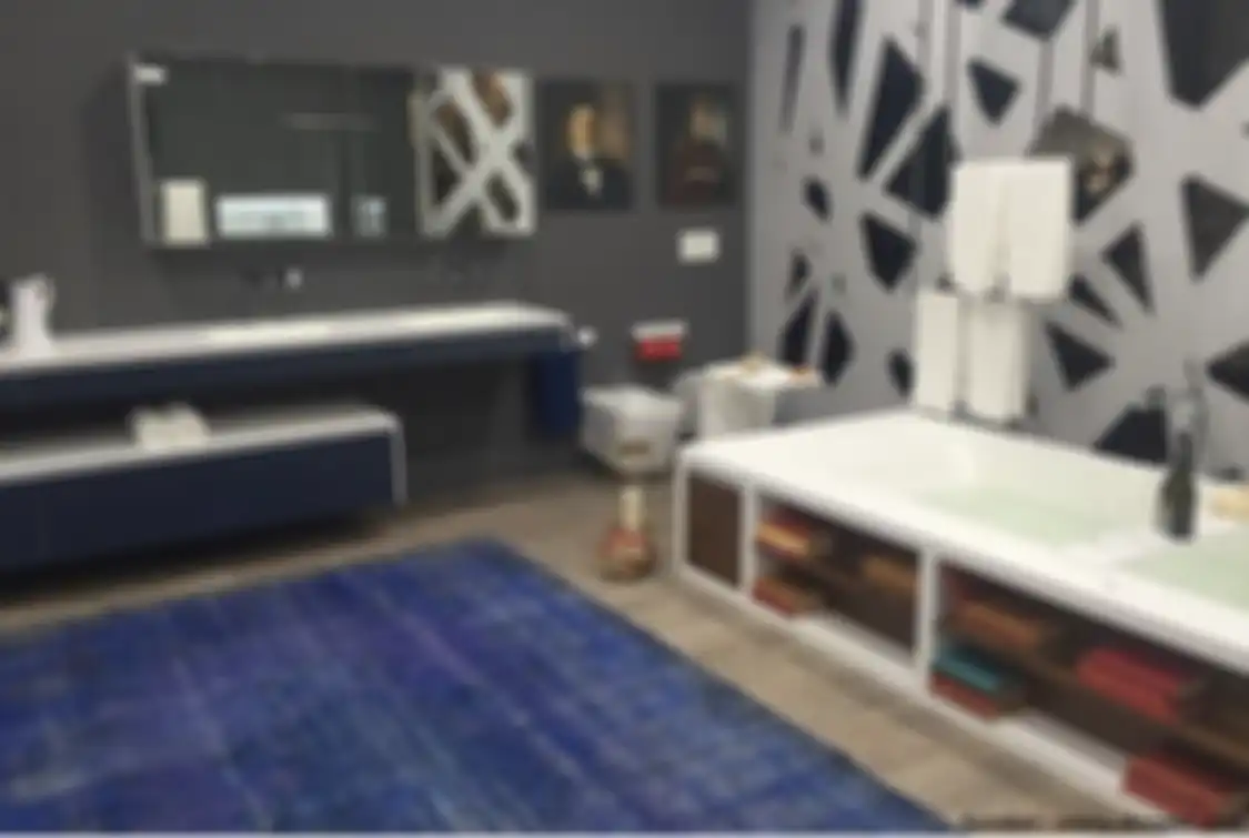 Pemilik rumah tak perlu repot mendesain ulang kamar mandi. 5 trik unik menyimpan handuk bikin foto tampilannya berubah total.