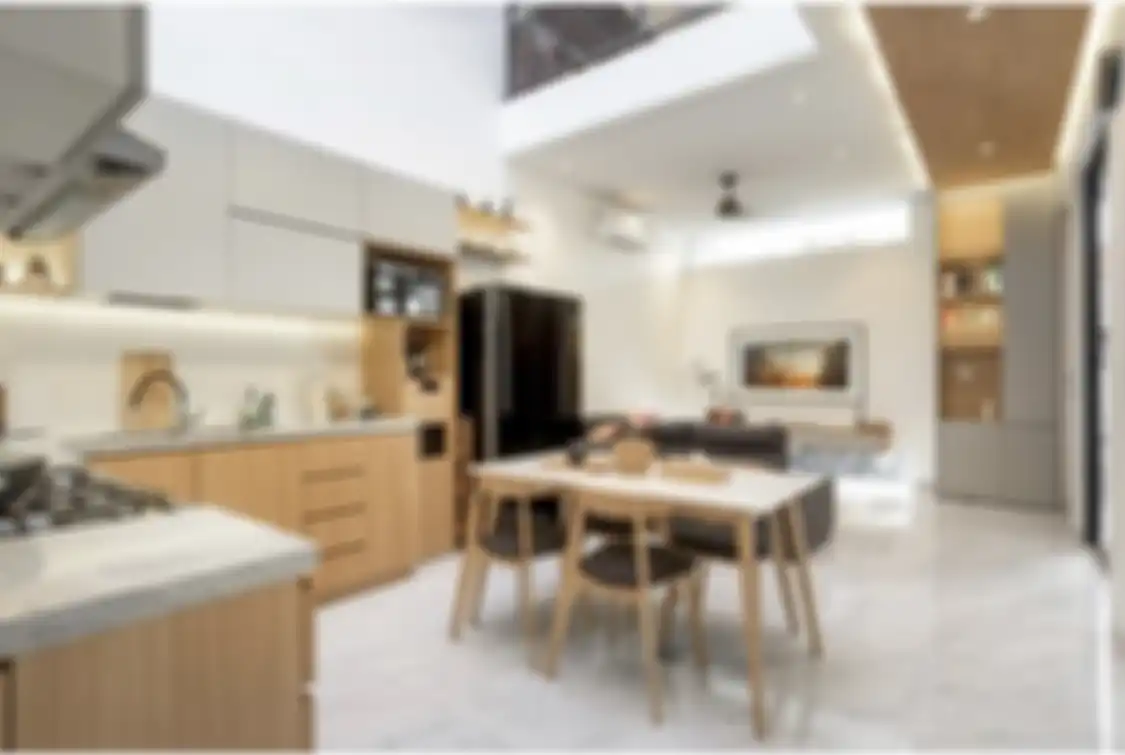 Foto interior rumahterbuka terlihat lapang ini bisa ditiru. Desain dapur mungil jadi satu ruang dan area keluarga bikin salfok. 