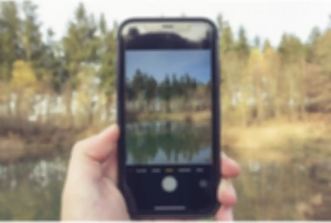 9 cara foto aesthetic dengan kamera HP. Kita bisa langsung praktek sendiri di mana pun berada. 