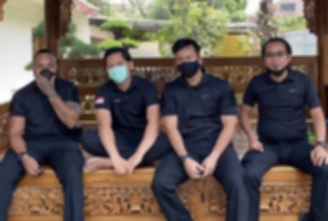 Matius Marey ajudan Ferdy Sambo yang tatonya bikin heboh ternyata masih aktif di sini. Bosnya dipecat Polri. Foto sosoknya dikulik.