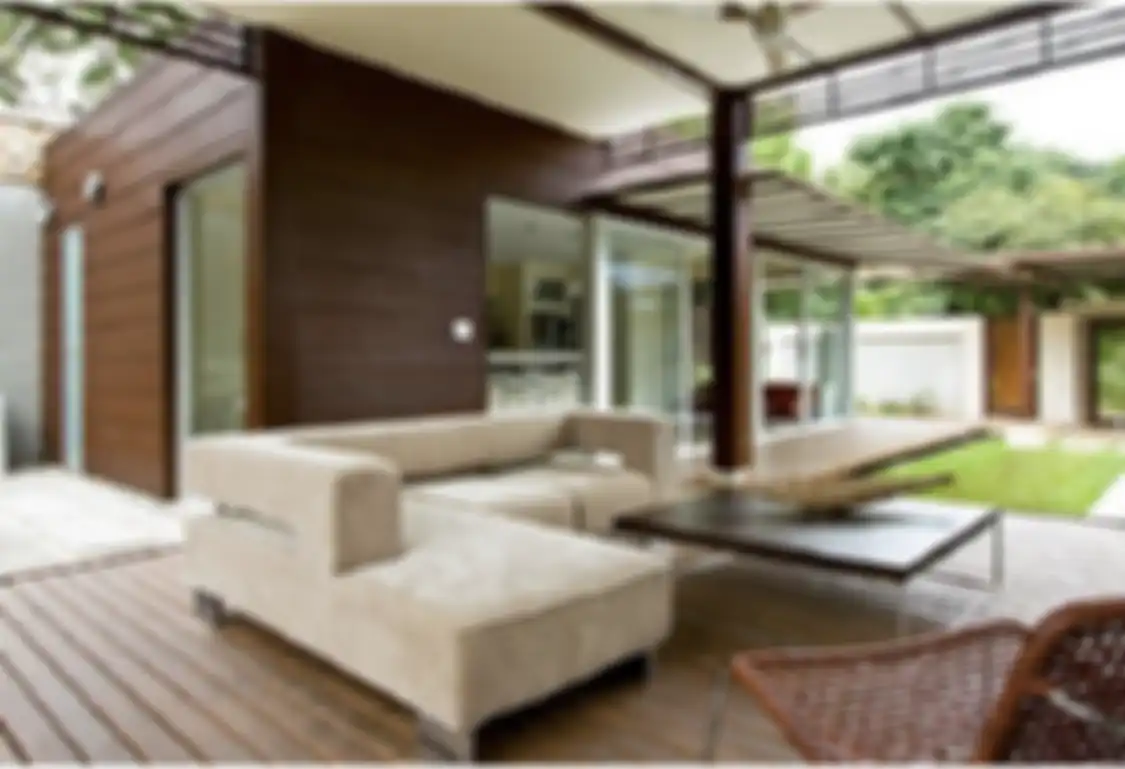 Adopsi desain ruang tamu yang dibuat pakai cara tak biasa, pemilik rumah minimalis siap-siap dapat keuntungan ini. Simak 8 foto aplikasinya.