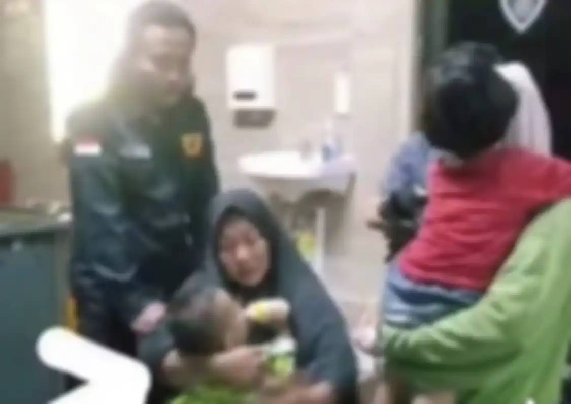 Anak korban pembunuhan karyawan toko ayam goreng tepung di Bekasi yang berhasil diselamatkan polisi.