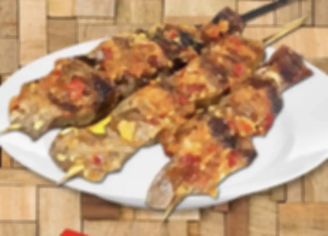 Mencari sarapan enak di Manado Sulawesi Utara? Inilah 5 tempat wisata kuliner yang wajib dicicipi. Cek yuk foto menunya.