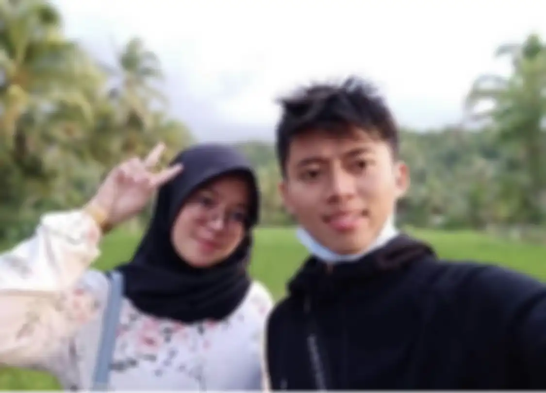 Foto tampang ibu Norma Risma jadi bulan-bulanan netizen usai kepergok berkali-kali zina dengan menantu. Ketagihan diservis begini.
