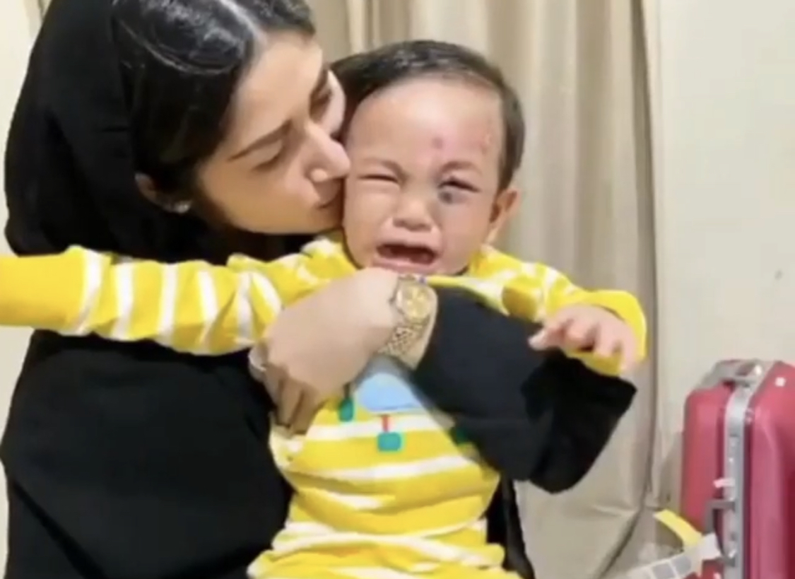 Terlepas dari foto Gala Sky berontak digendong sahabat Vanessa Angel, keluarga Bibi Andriansyah mengungkap fakta mengejutkan.