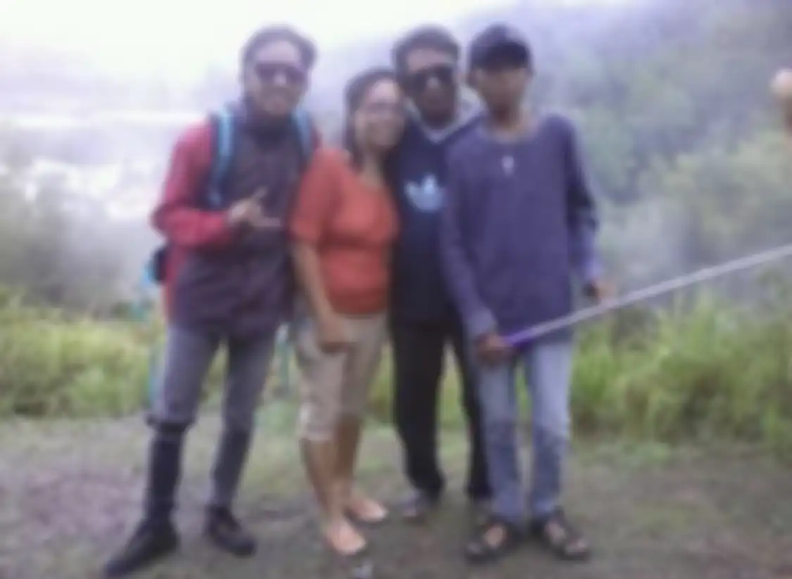 Foto ayah Bharada E akhirnya muncul. Ini sosok orangtua eks ajudan Kadiv Propam yang bikin Irjen Ferdy Sambo masuk bui.