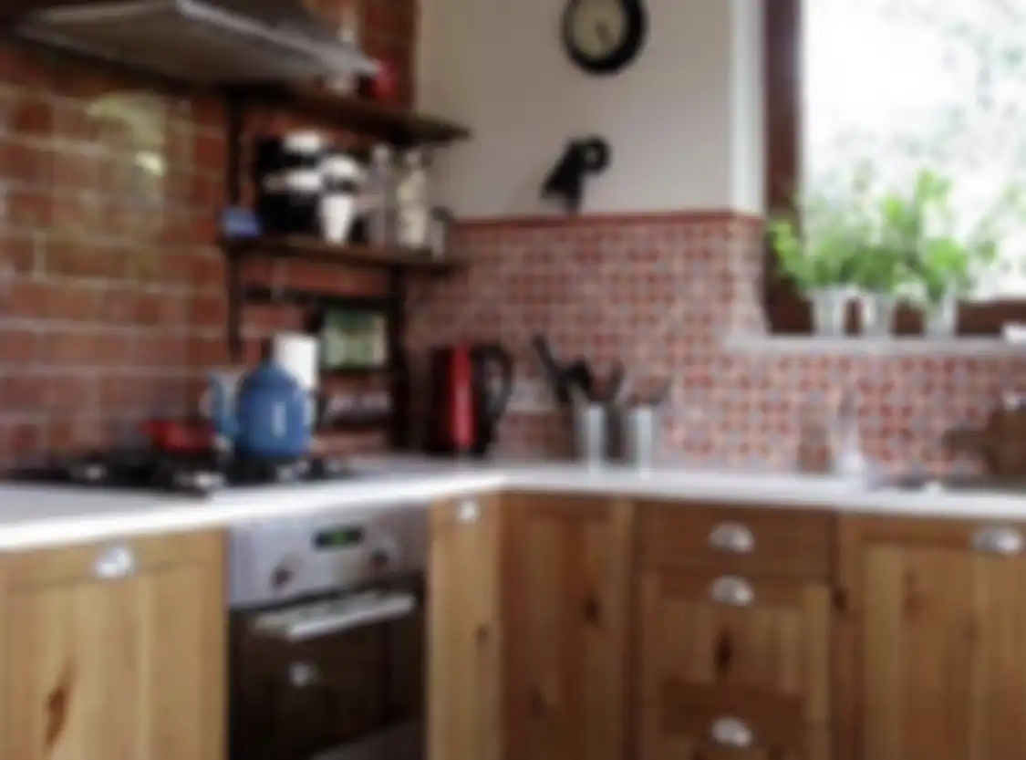 Pemilik rumah minimalis tak perlu iri lagi. Cukup pasang perabotan model begini, foto desain dapur vinatge pun bisa dimiliki. 