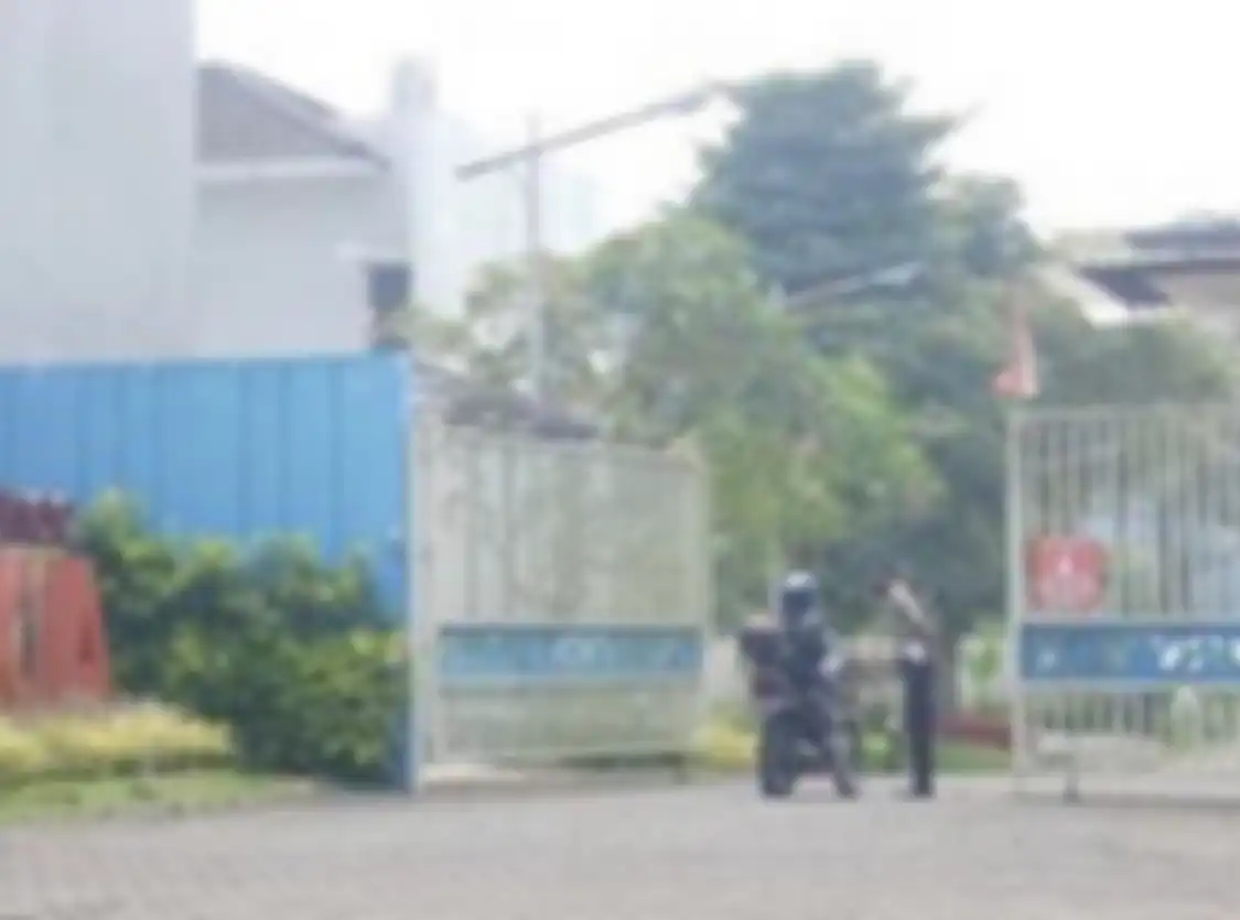 Rumah Ferdy Sambo di Magelang pernah dihuni orang kepercayaan Presiden Jokowi. Sopir Putri Candrawathi ngadu kejadian di Magelang.