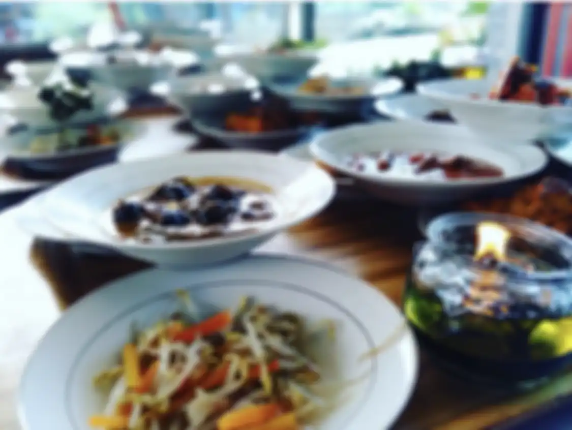 Jika mencari makan malam enak di Payakumbuh Sumatera Barat. 5 tempat wisata kuliner pantas dicicipi. Cek foto menunya.