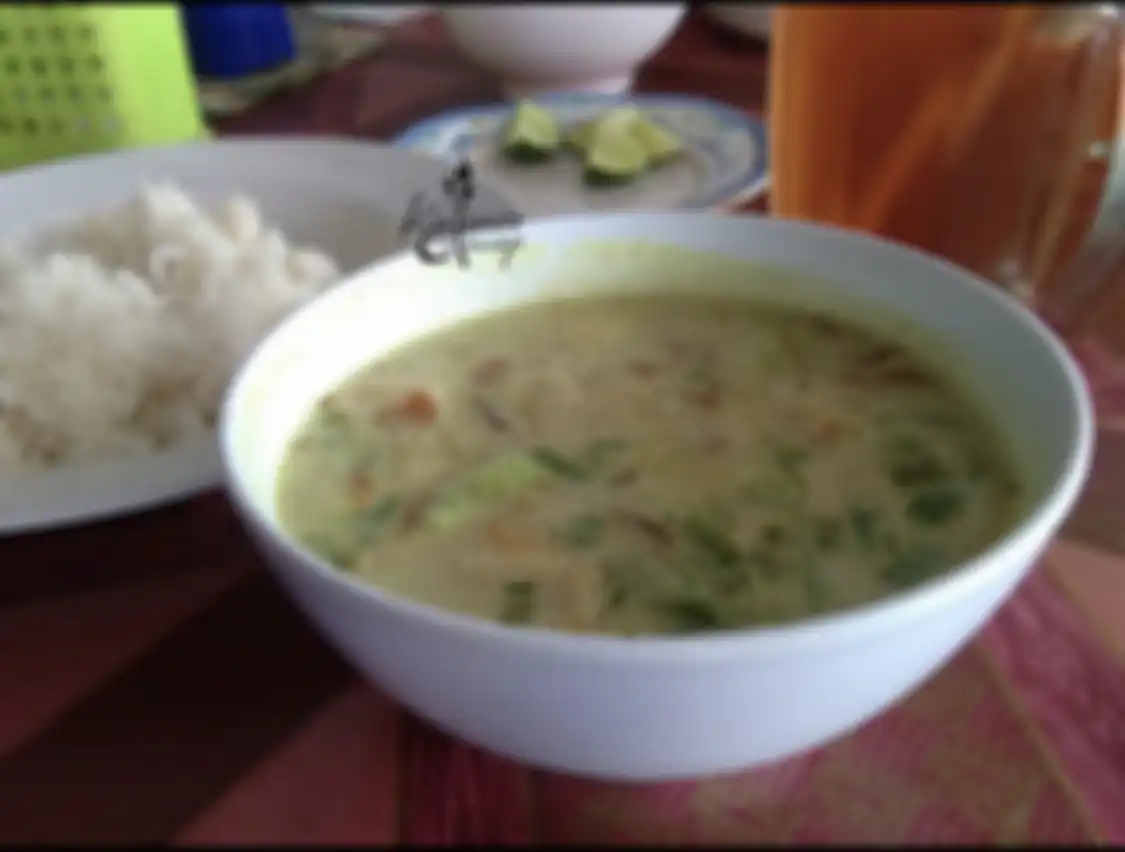 Apabila mencari sarapan enak di Cilacap Jwa Tengah, 5 tempat wisata kuliner ini wajib dicoba. Cek yuk foto menunya.