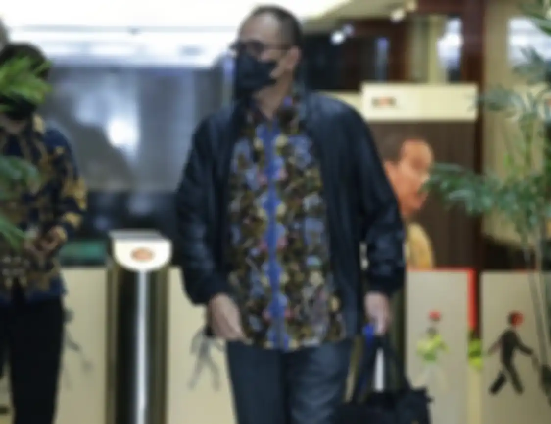 Ayah tersangka Matio Dandy, Rafael Alun yang telah dicopot dari jabatannya menjalani pemeriksaan di KPK.