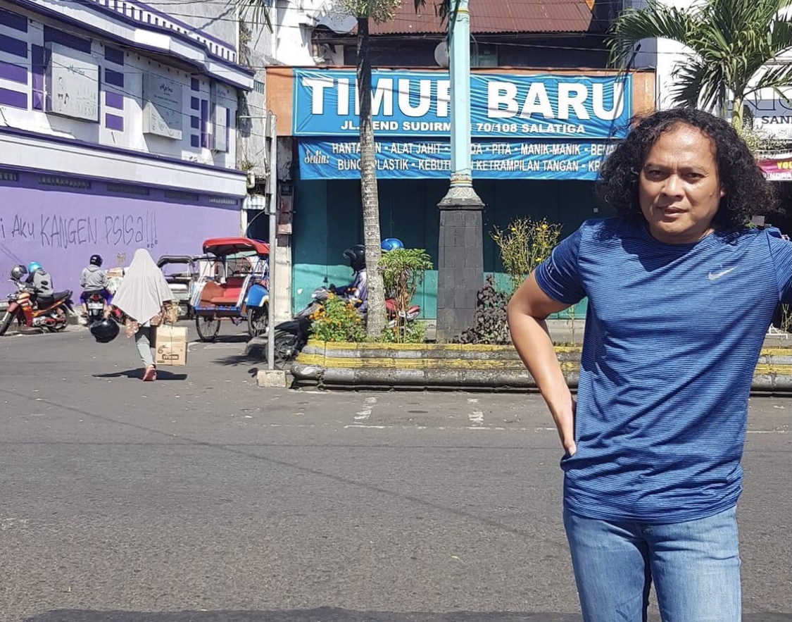 Deolipa Yumara mengaku sengaja bikin dugaan Putri Candrawathi berhubungan intim dengan Kuat Maruf. Ucapannya terlanjur viral hingga dipolisikan. 