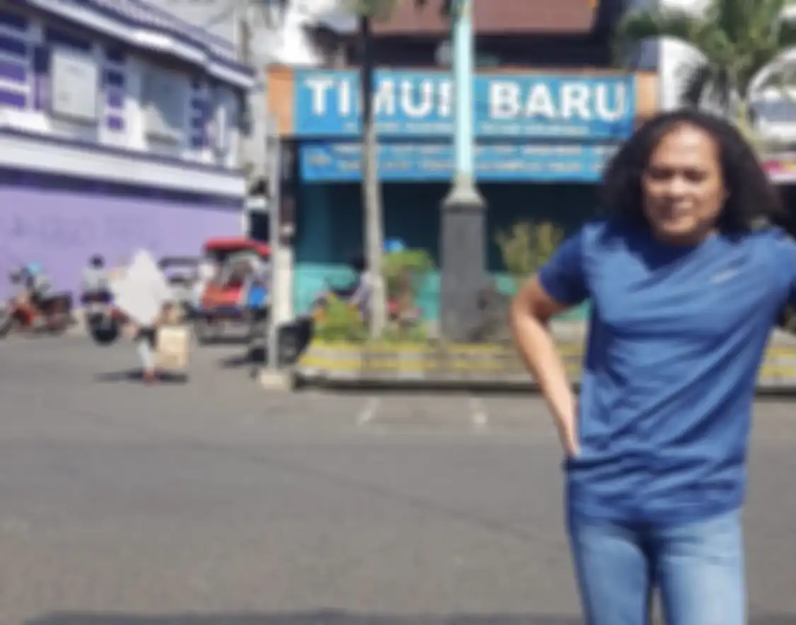 Deolipa Yumara mengaku sengaja bikin dugaan Putri Candrawathi berhubungan intim dengan Kuat Maruf. Ucapannya terlanjur viral hingga dipolisikan. 