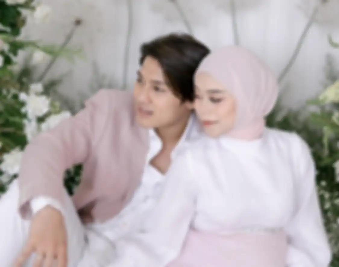 Amukan Rizky Billar baru berhenti usai dibentak sosok ini. Dia membantah sudah membanting Lesti Kejora sampai cedera leher.