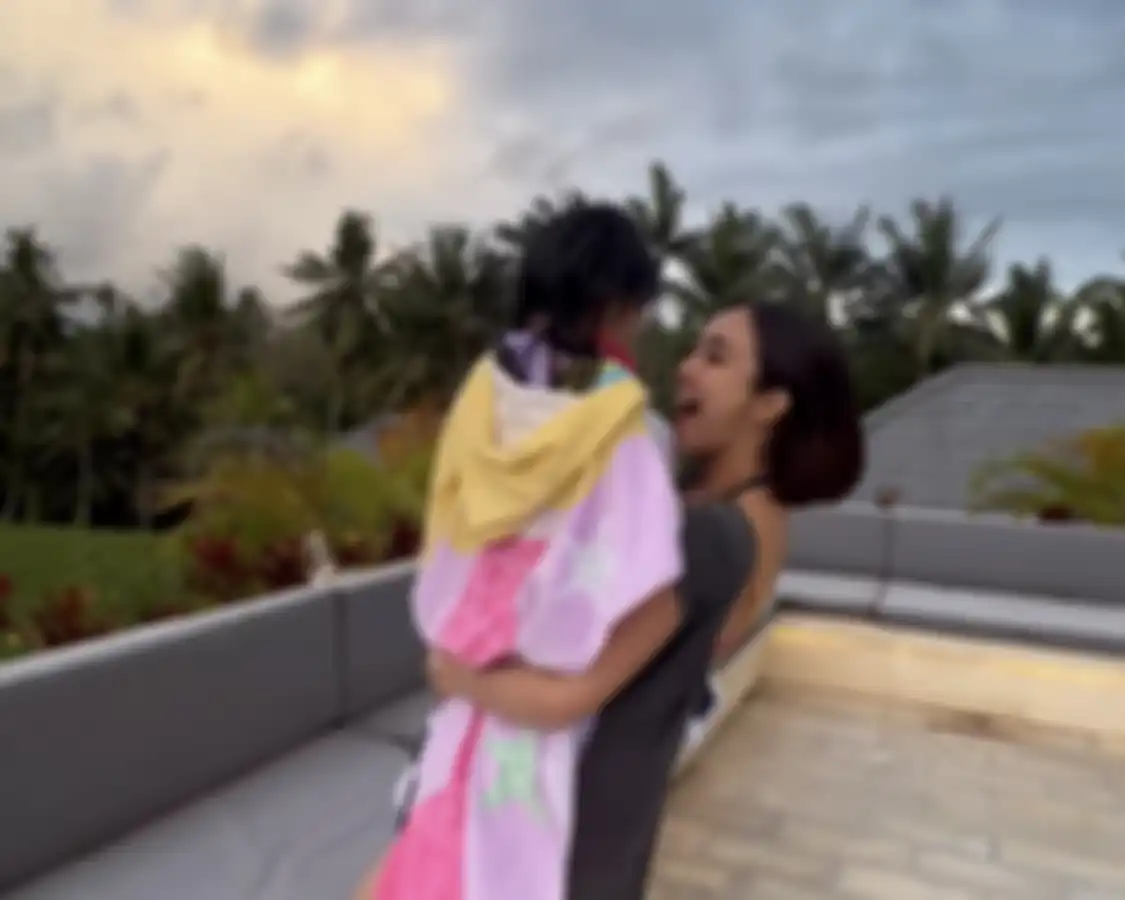 Video Gisel 25 detik viral di TikTok. Namun, istri Gading Marten sengaja posting foto gaya Gempi berlibur di Bali. 