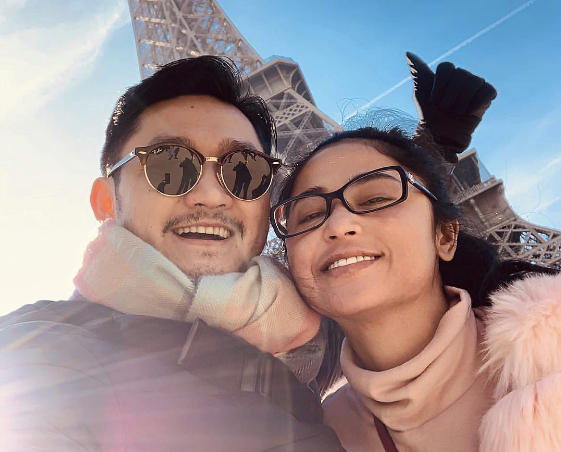 Angga Wijaya balas Dewi Perssik yang posting foto test pack 2 garis. Semoga beliau dijauhkan dari orang tidak jujur.