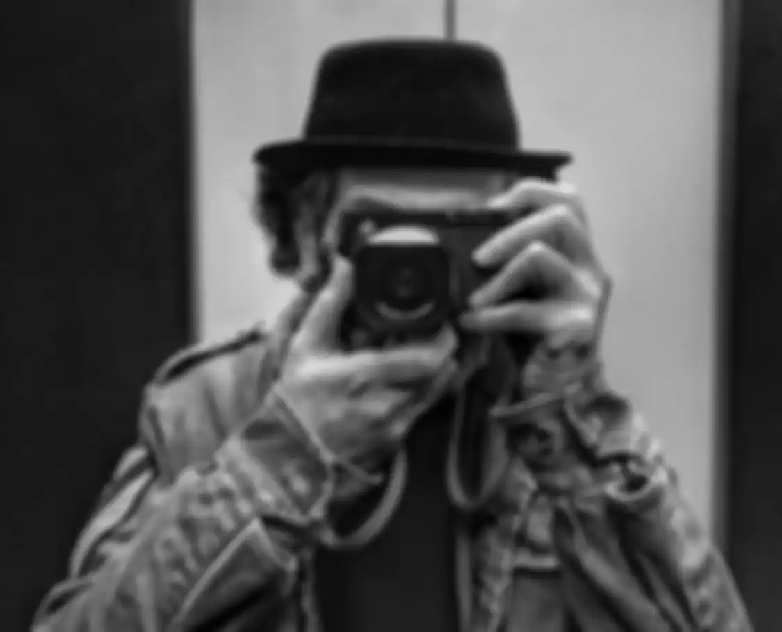 Begini cara foto selfie yang bikin kita tambah pee di medsos. Langsung cobain sendiri tips mudahnya.