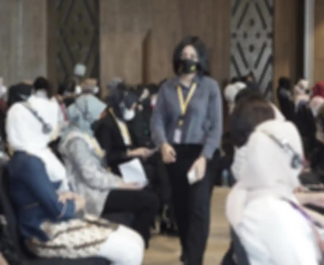 Begini nasib AKP Rota Yuliana setelah Kapolda Metro Jaya bongkar jabatan puluhan anak buahnya. Foto sang polwan cantik dikulik.