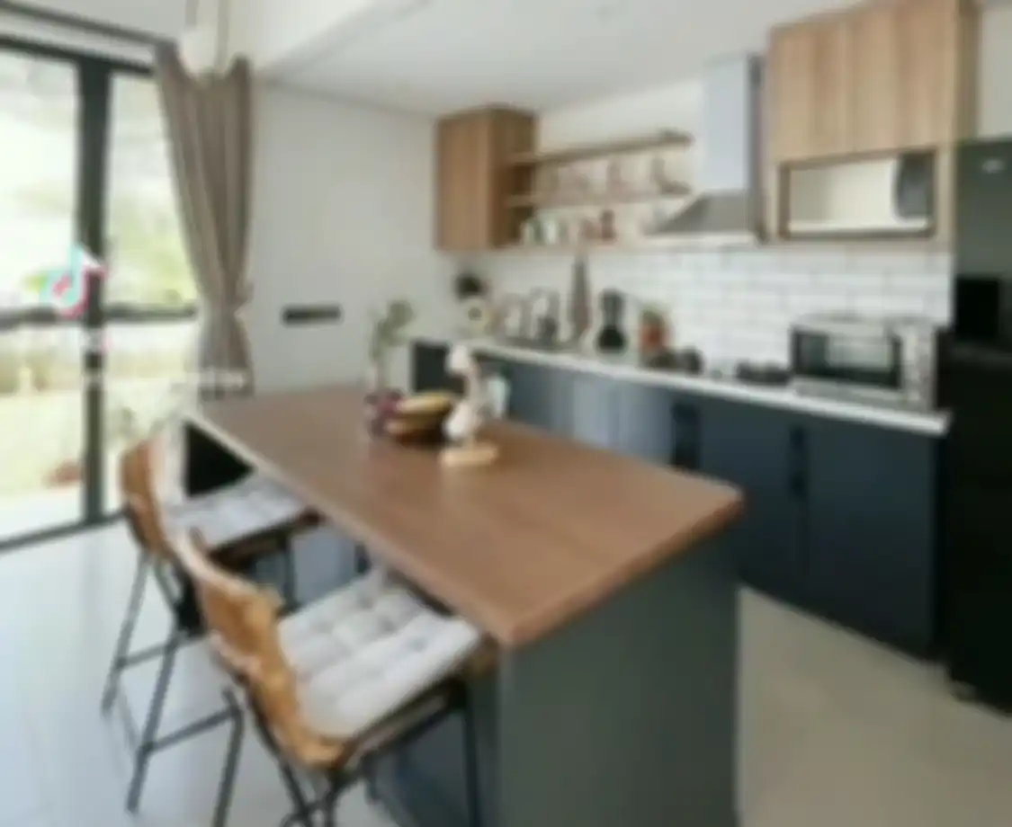 Segera Atur desain dapur sempit tanpa kitchen set dengan memakai trik khusus ini. Foto hasilnya sampai bikin mertua terkejut.